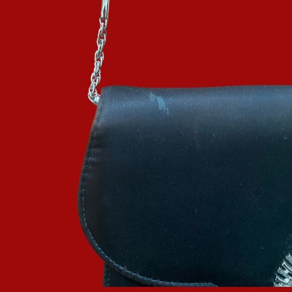 Vintage Black Satin Evening Bag with Silver Fan Decal and Chain Shoulder Strap - Picture 9 of 12